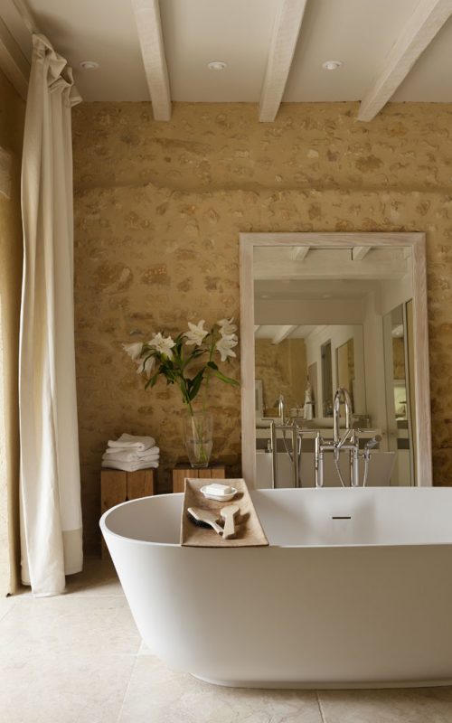 Dordogne home of artists Gillian and Sjoerd Meijer